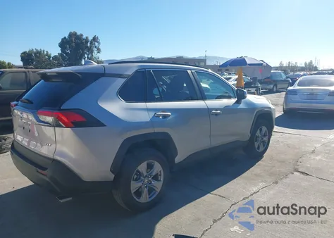 2024 Toyota Rav4 Xle z USA, uszkodzony, nr VIN 2T3W1RFV3RC258019